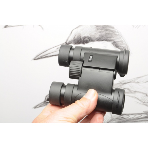 DEMO Opticron T4 10x25